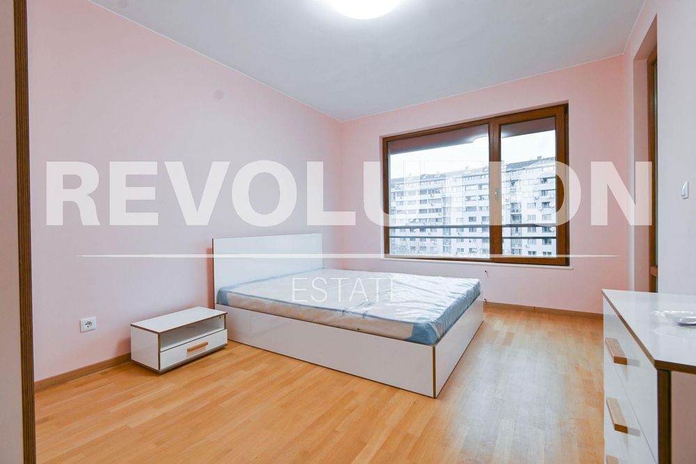 Дава се под наем Тристаен апартамент в София, Витоша - 125 кв.м за 847.62 € - Снимка #4