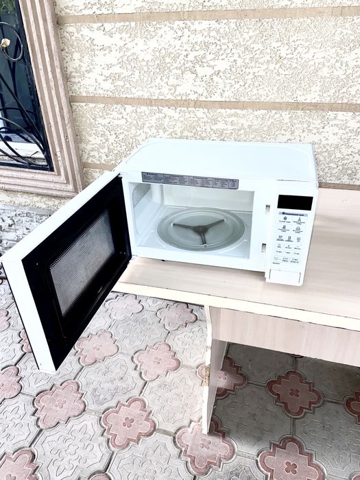 Продам микроволновую печку рабочая 100%