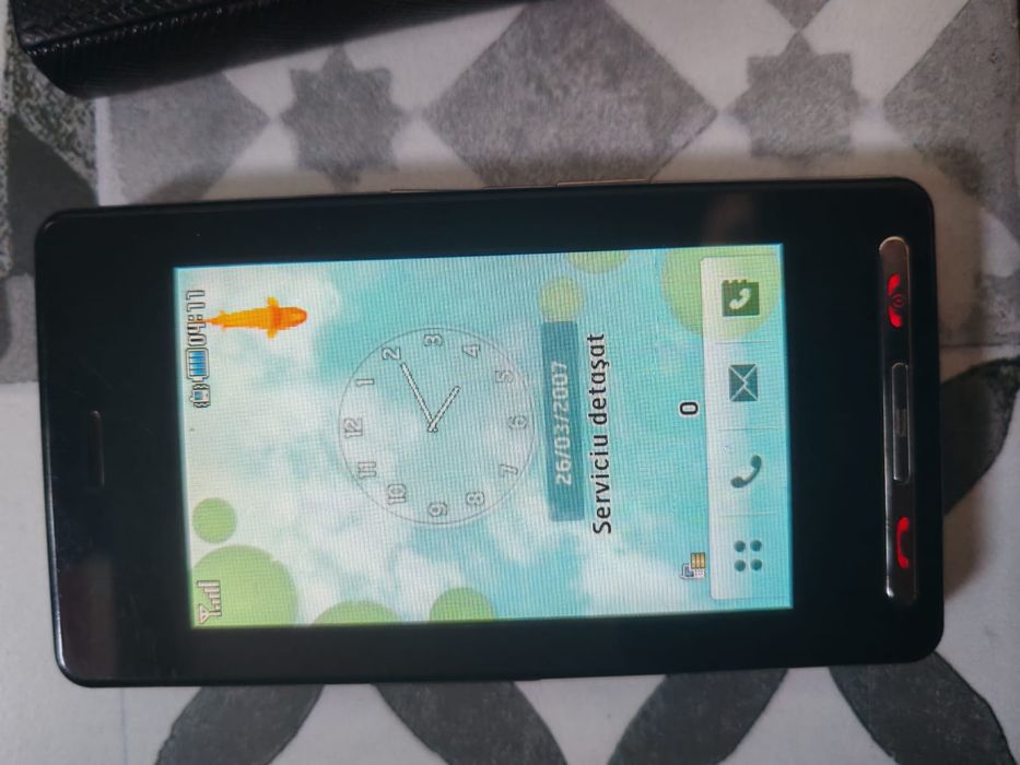 Telefon mobil LG Prada Ke850