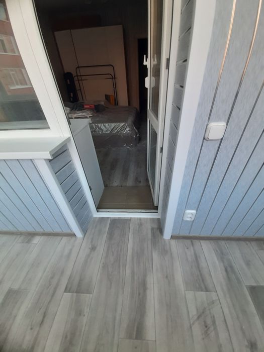 Остекление и обшивка балконов