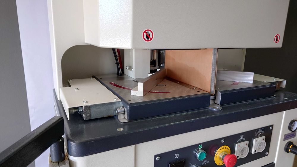 ORION – I SN Masina de sudat cu un cap, sudura standard si 0,2 mm