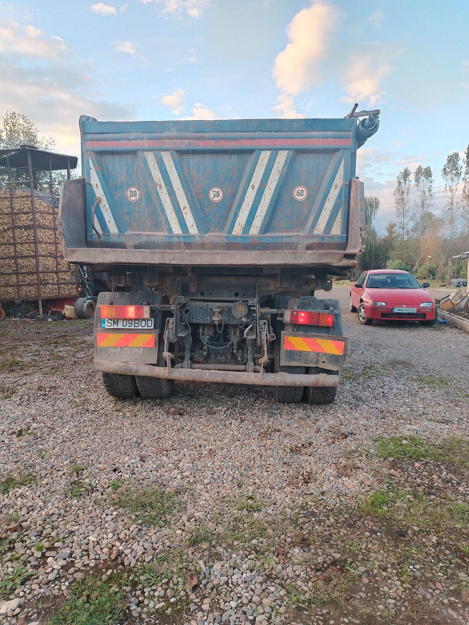 MAN 8x4 bascula basculanta autobasculanta