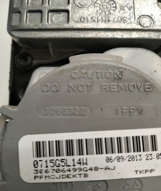 Centura de sigurana stanga fata  8T8857706C / 306706499G48 Audi A5 8T