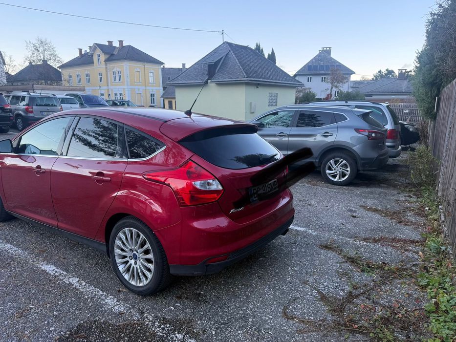 Ford Focus 1.6 benzina