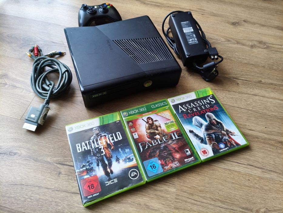 Xbox 360 Slim - Пълен комплект