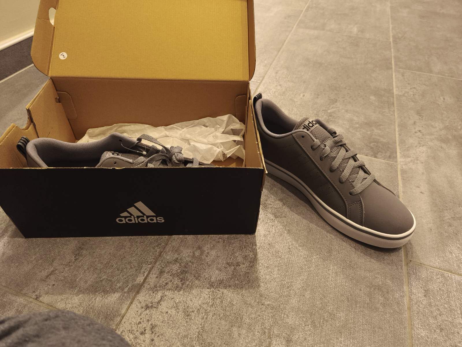 Нови маратонки Adidas