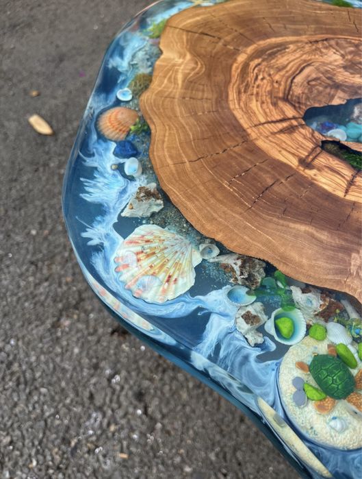 masa cafea din rasina epoxidica si lemn masiv