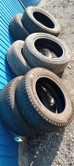 Продам резину 6 шт 215/60/R16