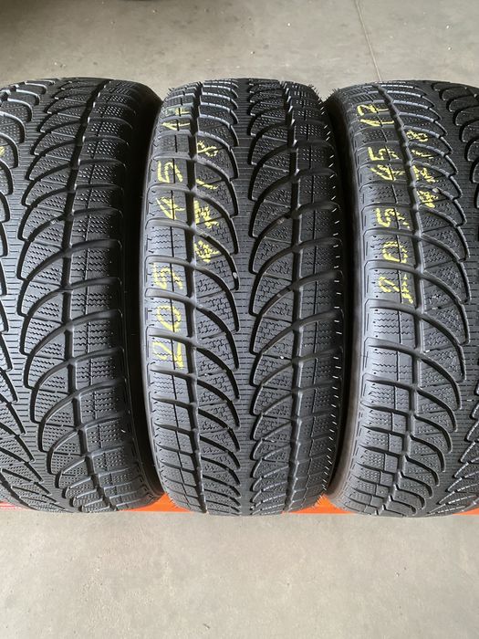 Avelope iarna 205/45/17 Bridgestone Blizzak LM-32 205 45 17 R17