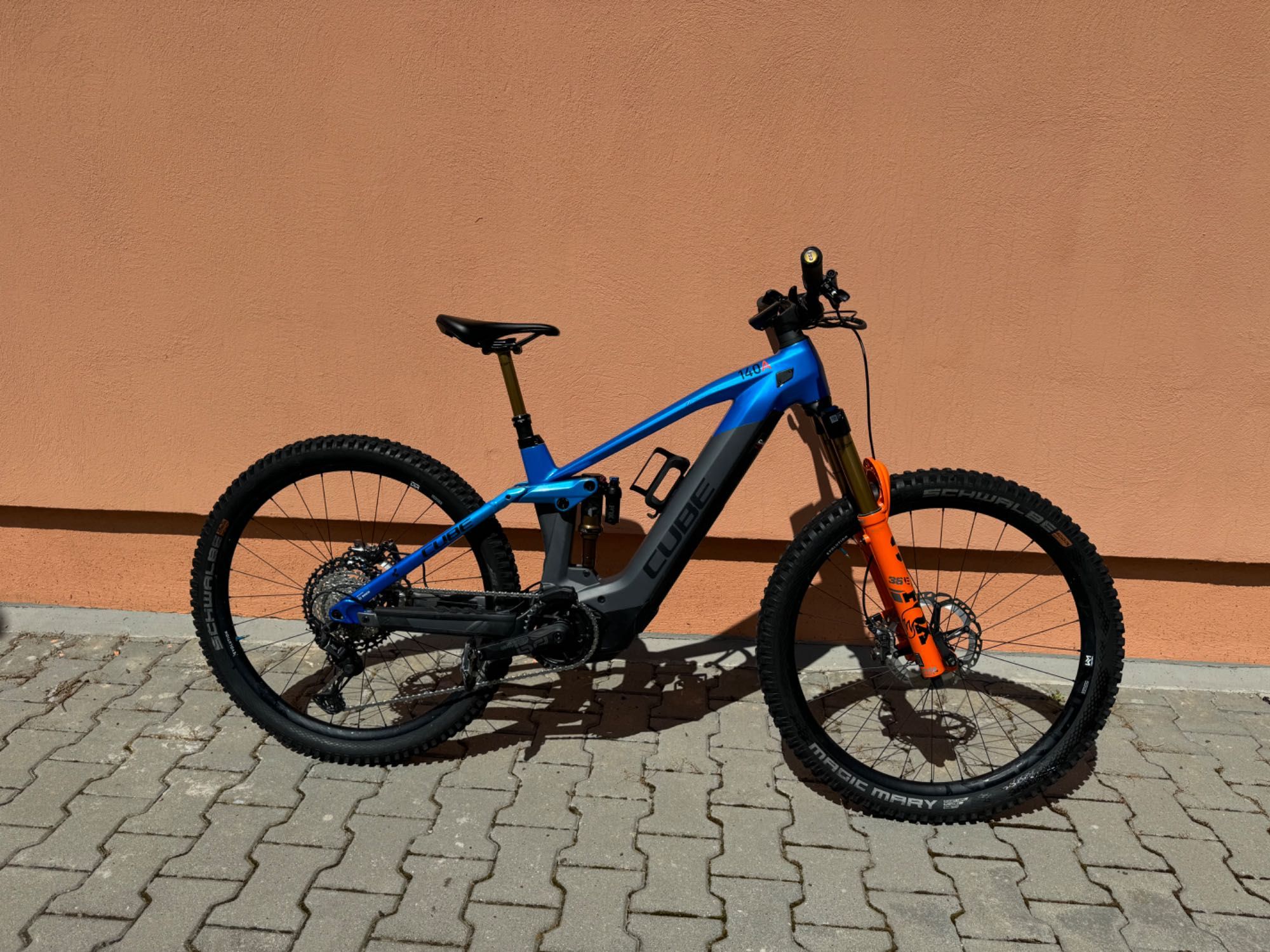 Cube Stereo Action Team ebike, electrica