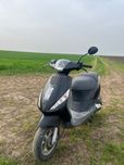 Скутер Piaggio zip 2015