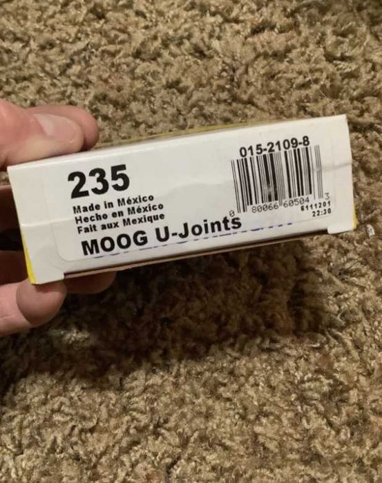 PB/Moog 235 Universal Joint - PB/Moog 235 Универсален шарнир