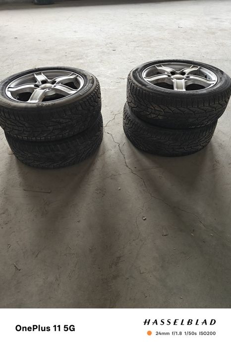 Алуминиеви джанти с със зимни гуми 205/55/16