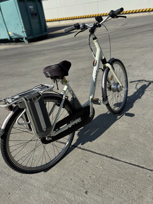 Vand bicicleta electrica Giant