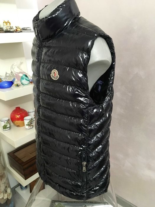 MONCLER мъжки елек в тъмно син цвят размер 5/XL
