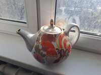 Фарфоровый чайник СССР .Большой на 3 литра. Очень красивый