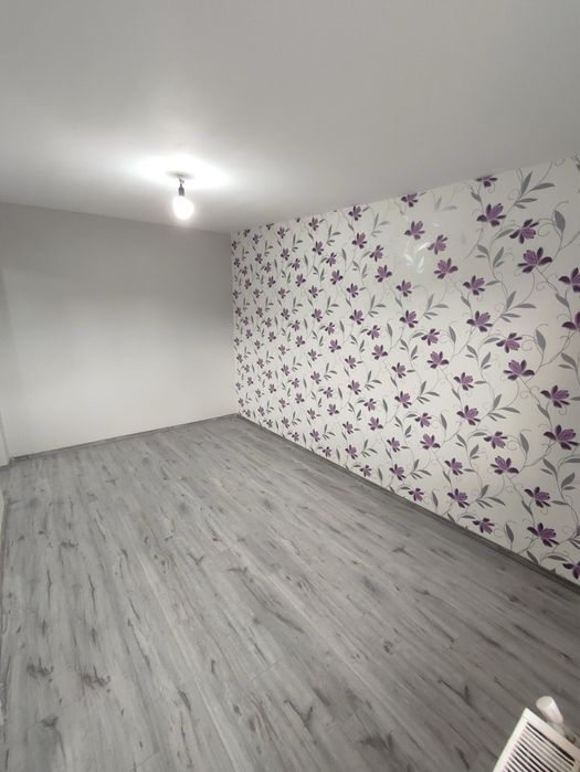 Vand apartament  2 camere