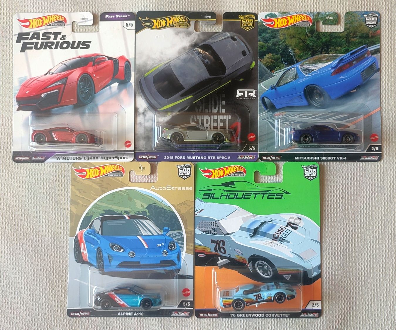Продавам коли Hot Wheels и Matchbox