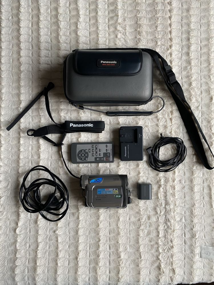 Panasonic NV/GS35 камера с чантичка