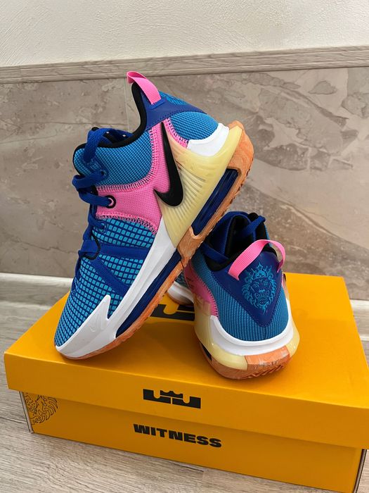Баскетболни маратонки NIKE x Lebron Witness VII Blue/Multicolor