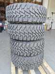 Roti Ford Raptor cu Anvelope Yokohama MT 285/70/R17