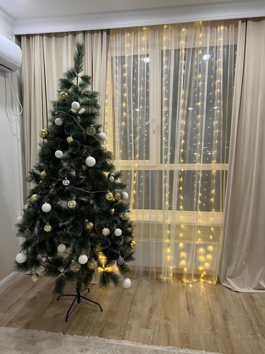 Новогодняя елка искуственная 2,4 метра