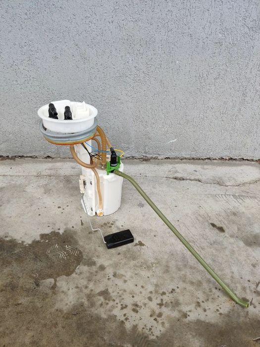 Pompa motorina sonda senzor litrometru rezervor Seat Exeo Audi A4 B7 motor 2.0 CAH 8E0919050AC