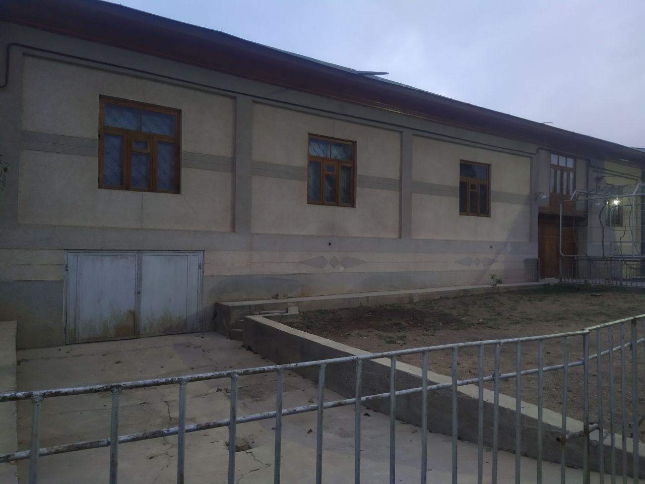 Назарбек 8 +2=10сотих таер участка