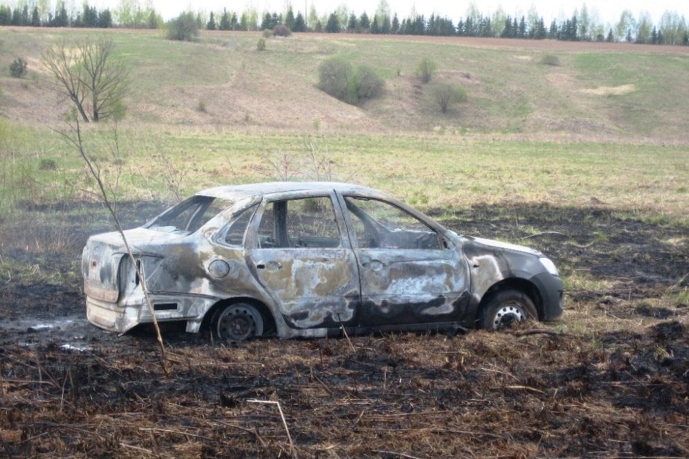 LADA Granta (Лада Гранта) 2013 года цвет Белый