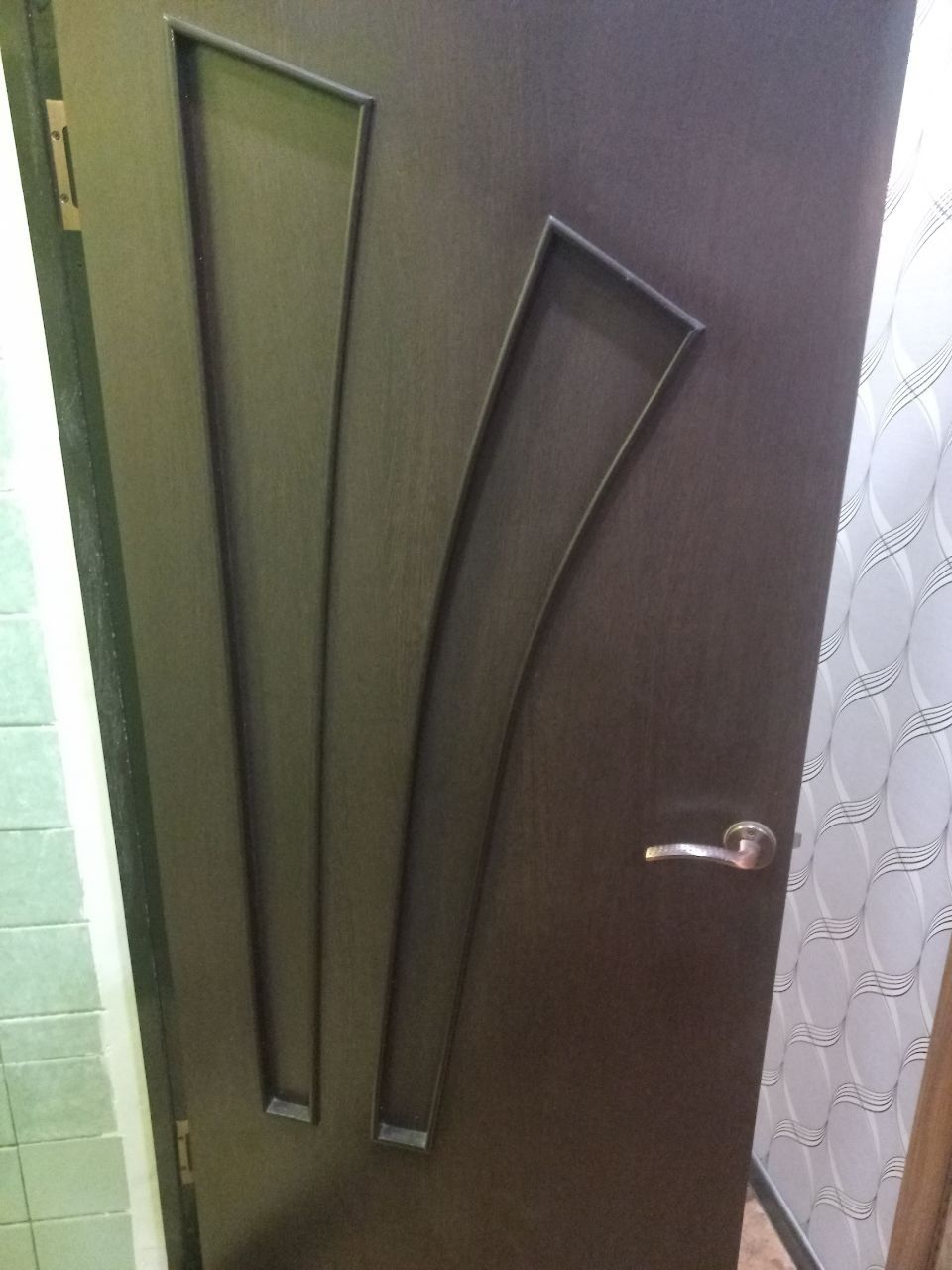 Продаются две двери