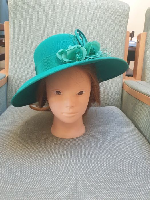 Pălărie pentru nunți