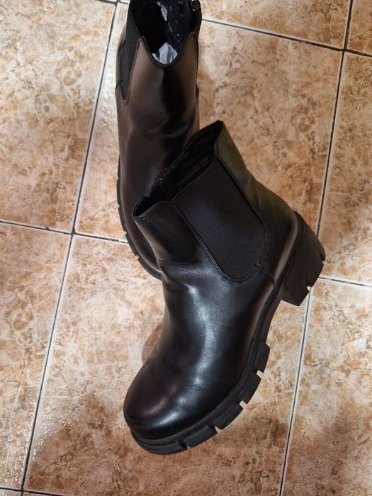 НОВА ЦЕНА! Дамски черни боти