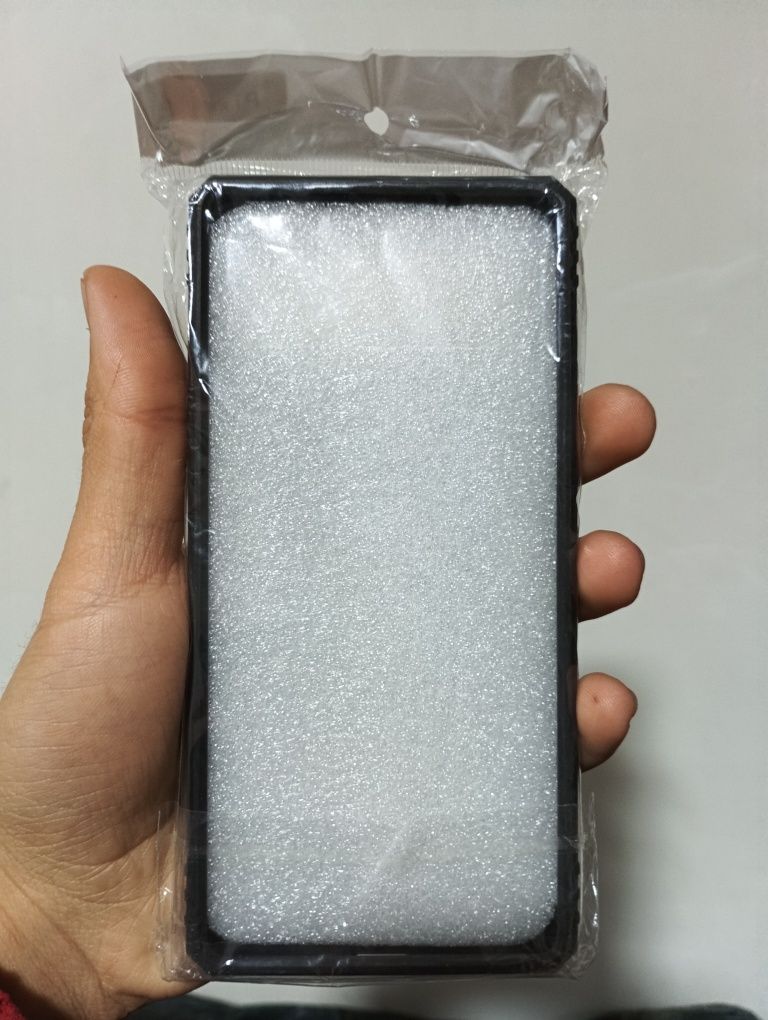 Ğilof Google Pixel 6 telefoni uchun