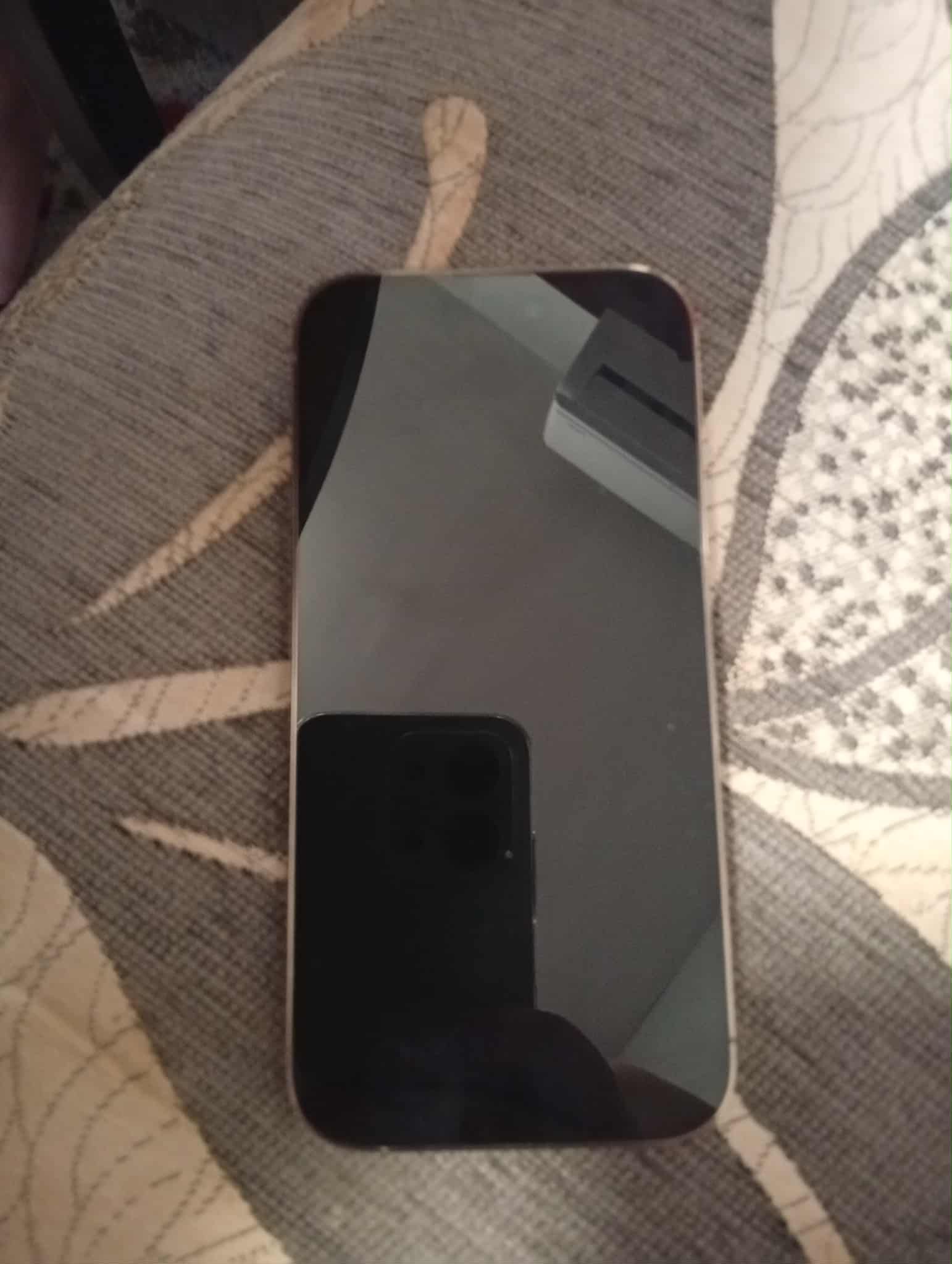 IPhone 14 Pro …….