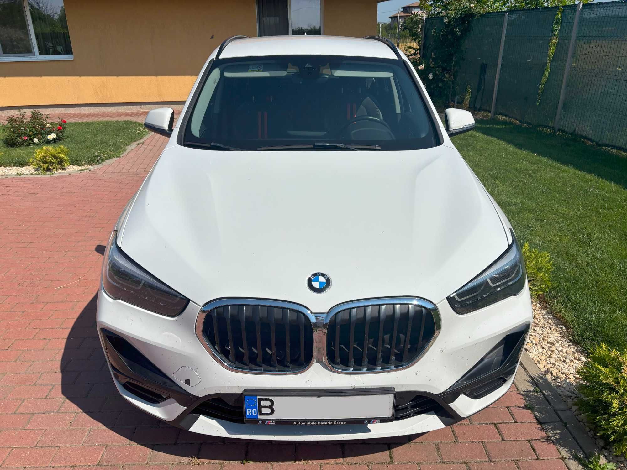 Proprietar vand BMW X1 xDrive18d Sport Line, 4x4, Automat, Full LED