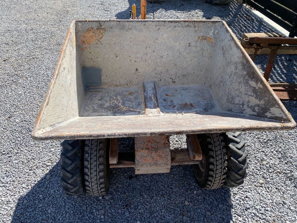 Dumper 1360 kg greutate totala