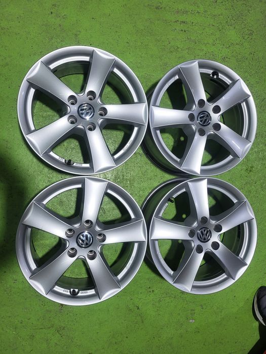 16 5x112 Vw Passat Touran Caddy Golf лети джанти 5х112