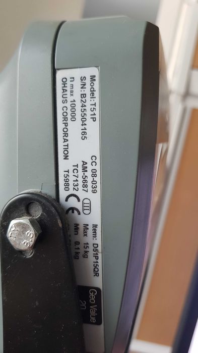 Продавам промишлен много качествeн кантар OHAUS  T51P 15QR(USA)