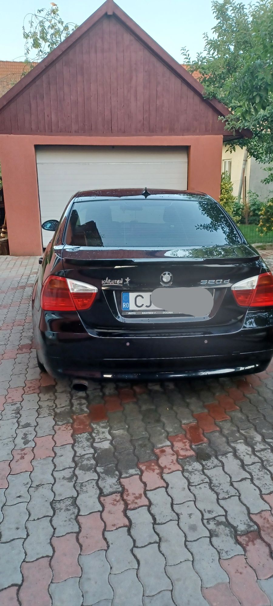 Vand BMW 320d varianta limousine