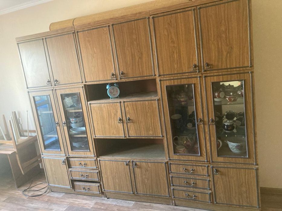 Шифонер и стенка