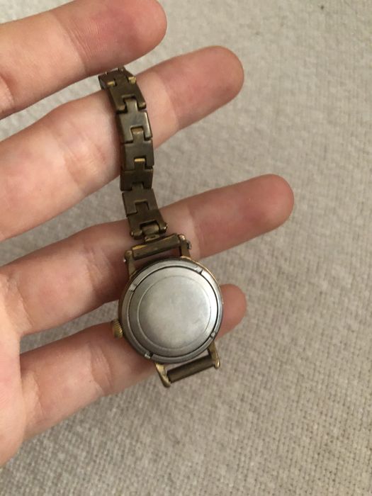 Ceas Slava nefunctional