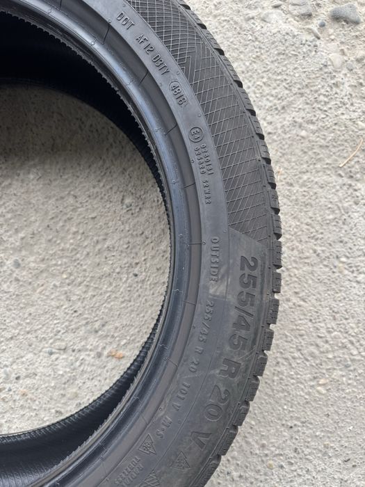 255/45/20 M+S , 2x CONTINENTAL , stare foarte buna !
