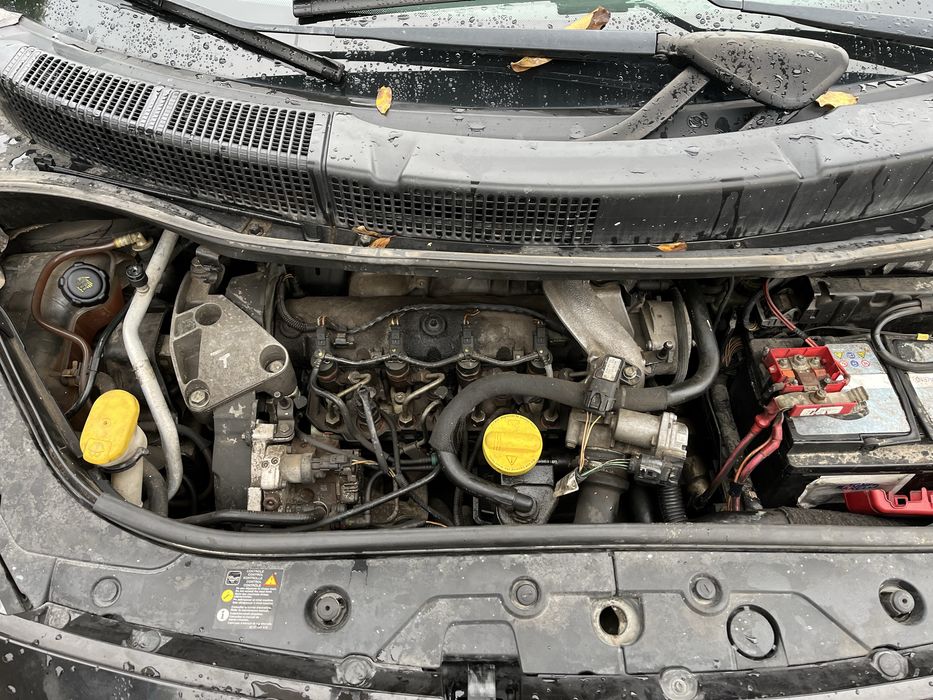 Рено сценик 2 1.9dci 130кс на части