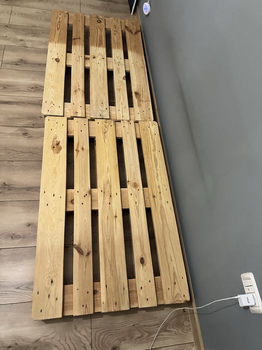 Paleti noi, slefuiti si lacuiti