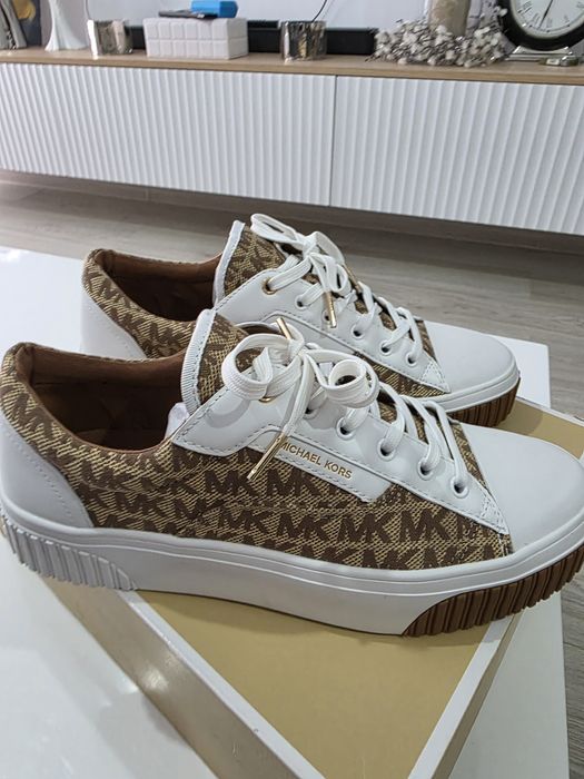 Adidasii Originali Michael Kors