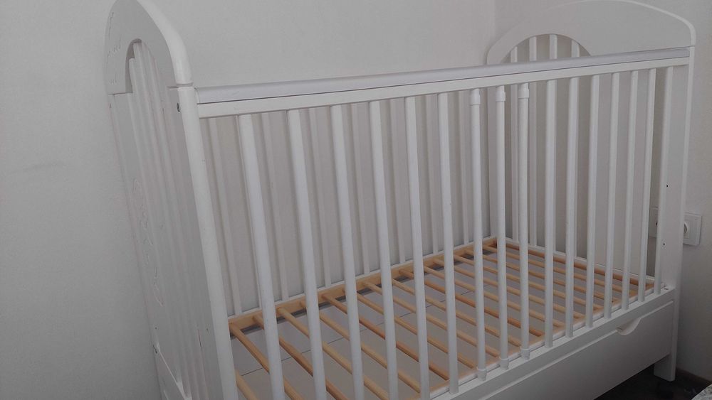 Детска дървена кошара