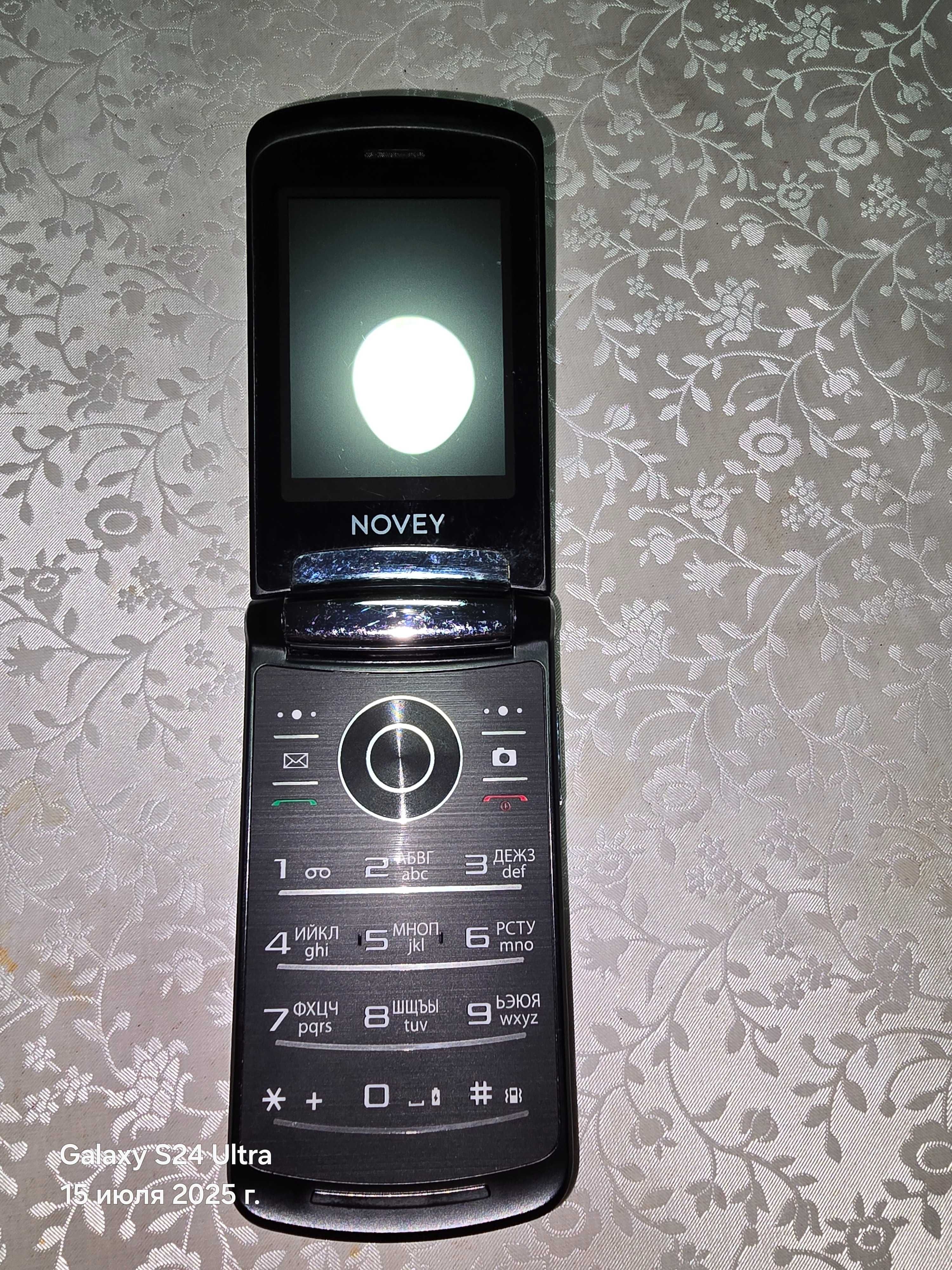 Продам Novey a80