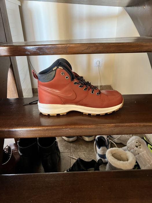 Vând ghete Nike Manoa Leather marimea 41