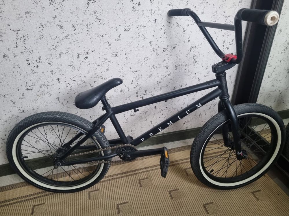 bmx premium stray 20”