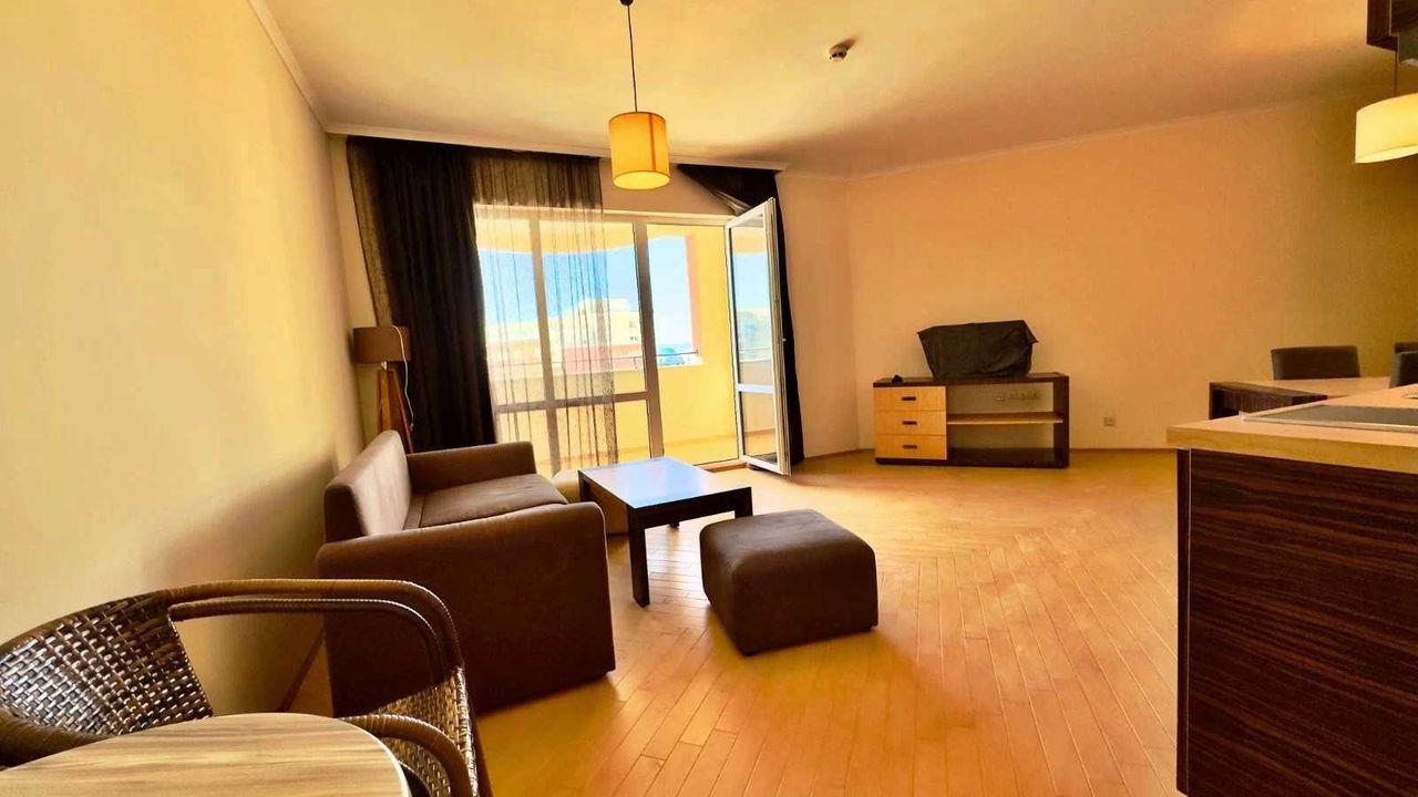Продава се Двустаен апартамент в к.к. Слънчев бряг - 78 кв.м за 1077 €/кв.м - Снимка #2